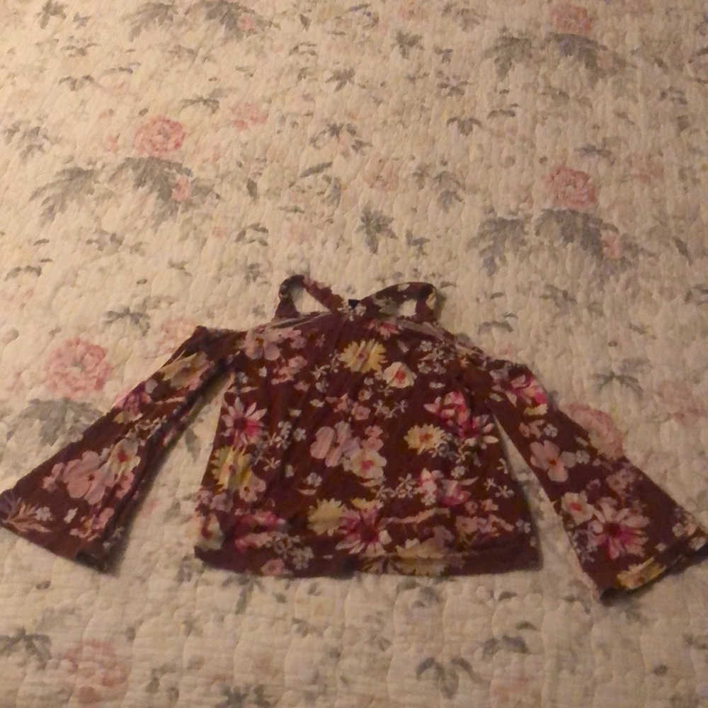Off the shoulder girls shirt